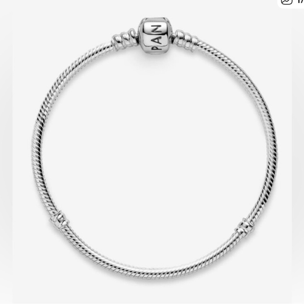 Authentic Pandora 7.9” Barrel Clasp S925 Ale Sterling Silver Moments Bracelet